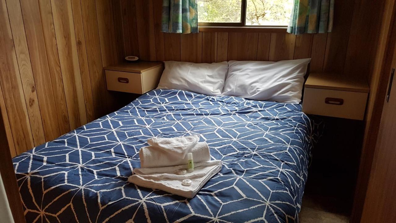 Myrtleford Holiday Park Bagian luar foto