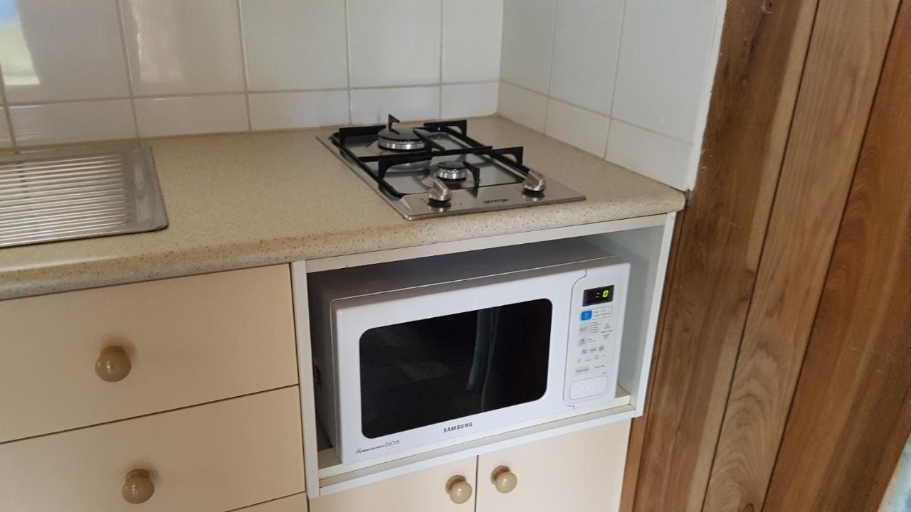 Myrtleford Holiday Park Bagian luar foto