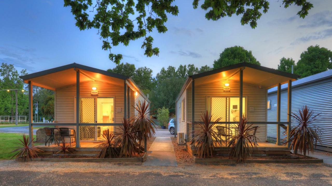 Myrtleford Holiday Park Bagian luar foto